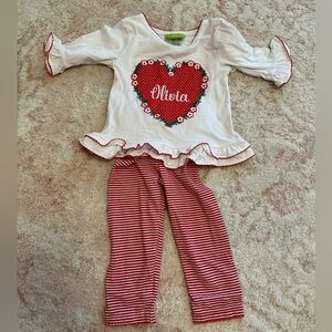 Olivia monogrammed Classic Whimsy Valentines Appliqué